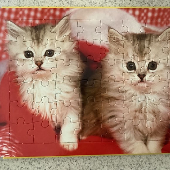 Totally Kittens Jigsaw Puzzle Book - Picture 8 of 8